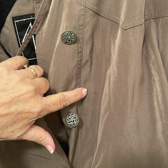 A2B hooded hip length removal lined coat, drawstring, waist women’s sz 1X Brown - Picture 7 of 16